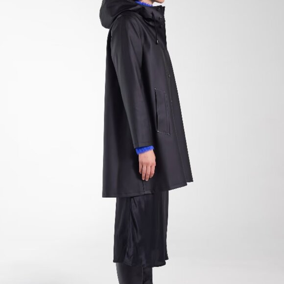 Stutterheim Mosebacke Raincoat Small Black - Picture 3 of 7